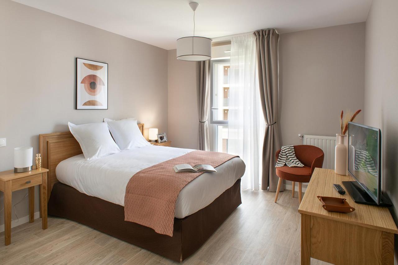 Le Criterium Aparthotel Ecouflant Luaran gambar